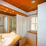 Дом отдыха Casa Isabel Сан-Мартинью-ду-Порту