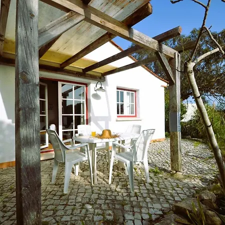 Casa Isabel * Сан-Мартинью-ду-Порту